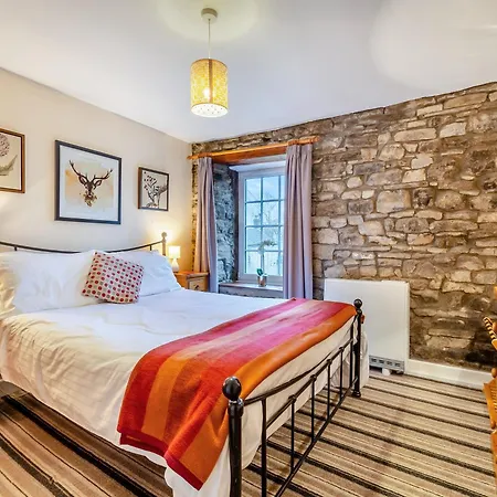 Cauldron Falls Holiday home